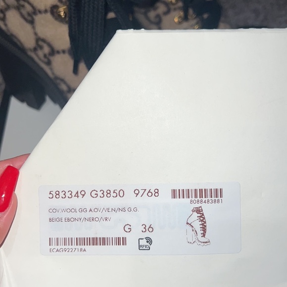 GG WOOL ANKLE BOOT// GOOD CONDITION//WORN OCCASIONALLY//. SIZE: 36 - Picture 15 of 16